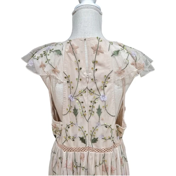 ASOS DESIGN pretty embroidered floral and sequin mesh maxi dress Size 12 - Picture 9 of 14